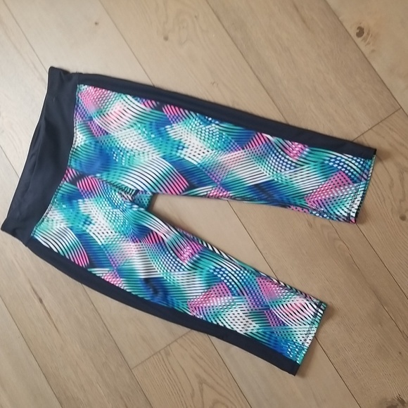 XERSION womens cropped geometric print legging with key pocket - Picture 1 of 7